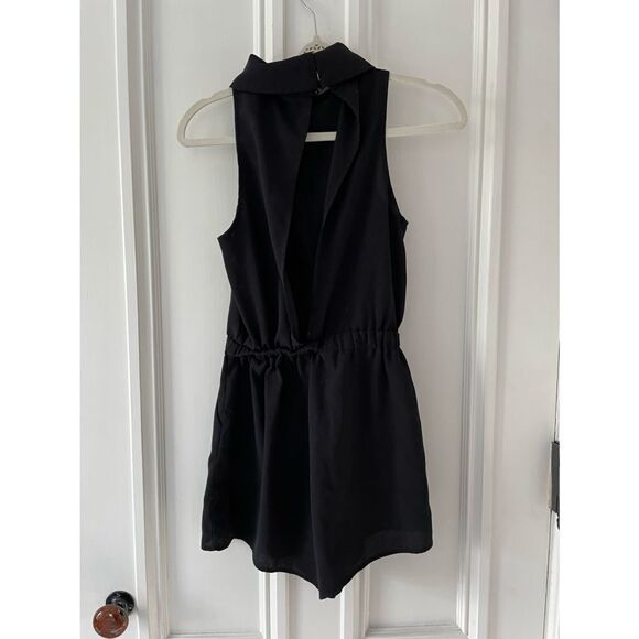 Luvalot size 4 black polyester romper with open back and collar - Picture 4 of 4